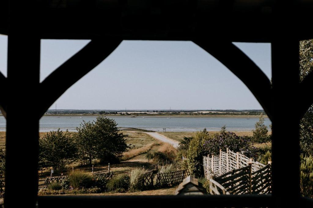 Eastchurch The Ferry House Bed & Breakfast エクステリア 写真